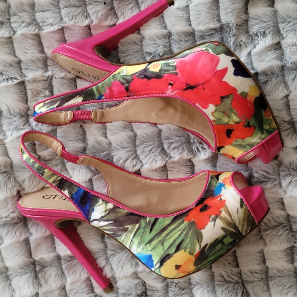 Women's Guess Pink Floral Strappy Peep Toe Stiletto Heeled Pumps Size 6 1/2